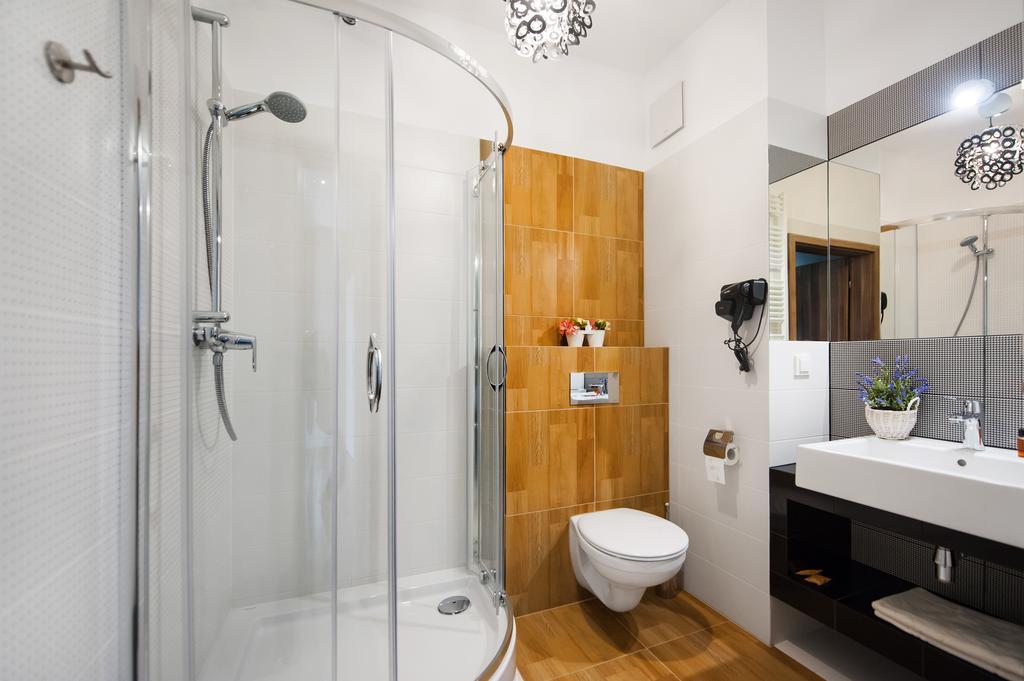 Prestige Apartments Wola Kolejowa Warsaw Room photo